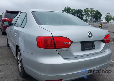 2014 Volkswagen Jetta 2.0L S из США, поврежденный, VIN 3VW2K7AJ7EM217758